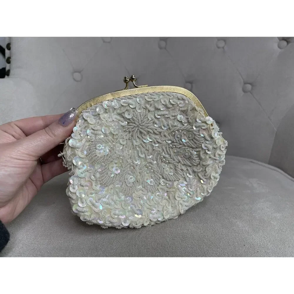 Vintage White Beaded Sequin Evening Clutch Bag Gold Kisslock Japan 5 X 6.5in